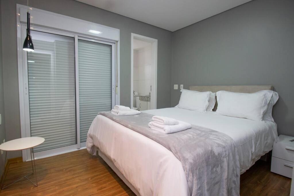 Bhomy Pinheiros Moderno Varanda E Vista Vr166 Casa de férias