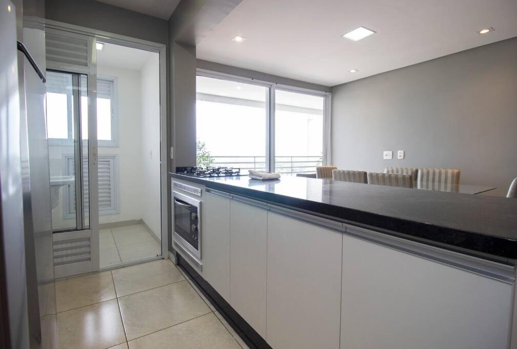 Bhomy Pinheiros Moderno Varanda E Vista Vr166 Casa de férias